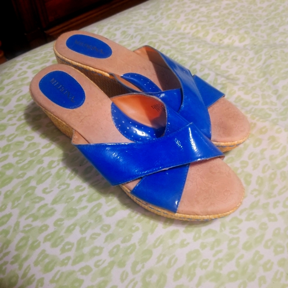Size 9 Blue Merona Cork Sandals